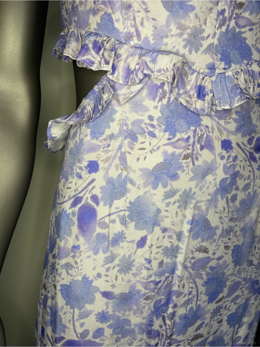 Astr The Label Cassis Dress S Blue Floral Maxi Ruffled Flowy Painterly Pastel - Picture 5 of 13
